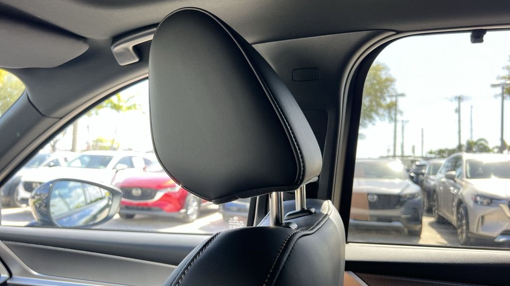 2025 Mazda CX-90 Premium Package - Photo 18