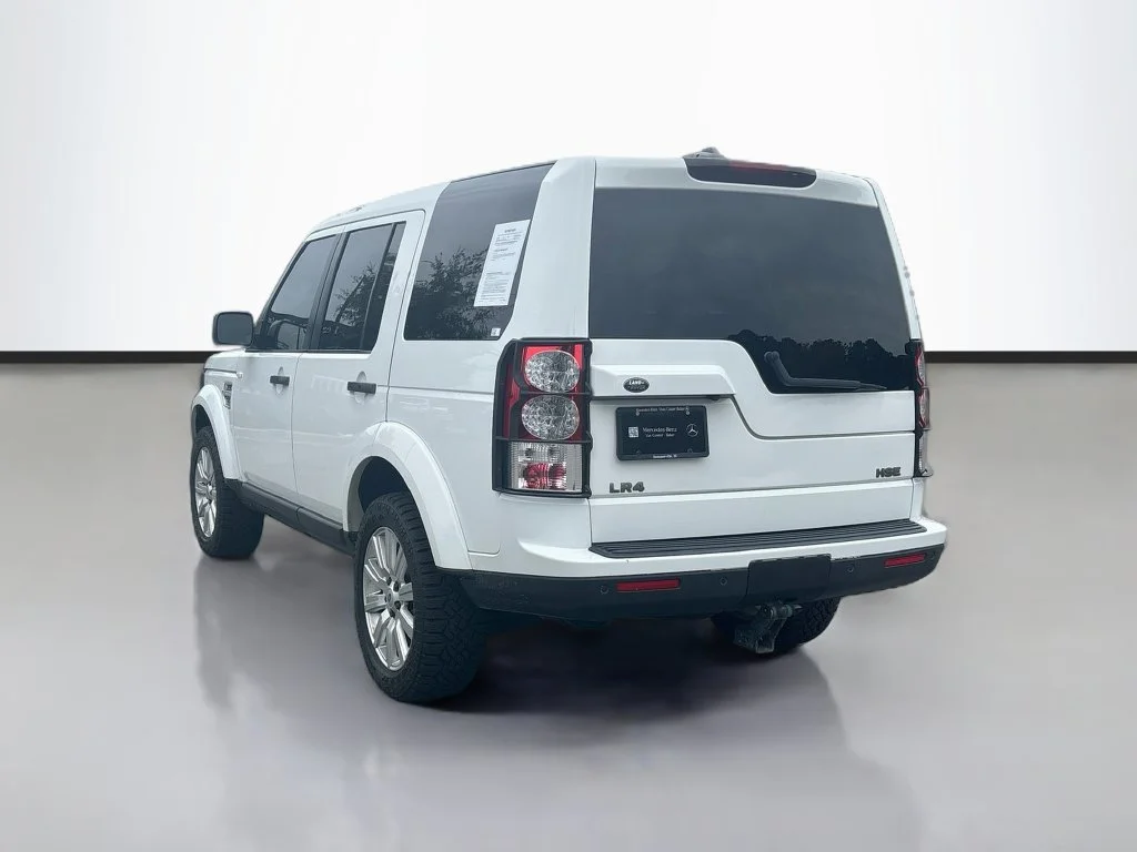 Used 2012 Fuji White Land Rover V8 image 5