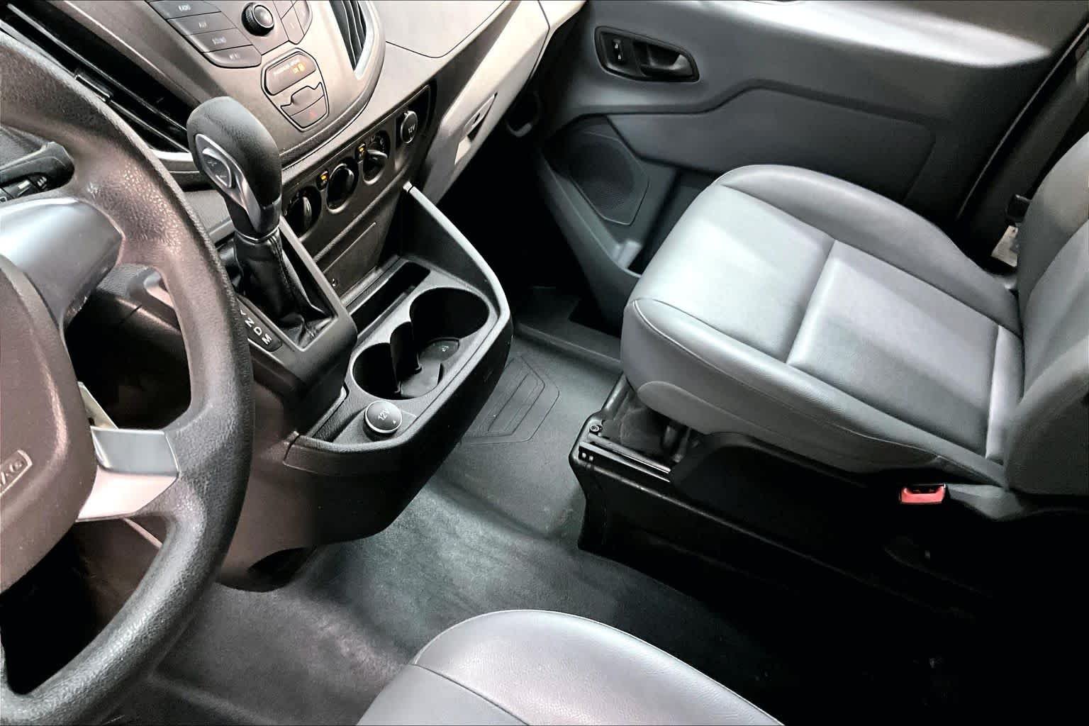 Used 2018 Oxford White Ford  image 17