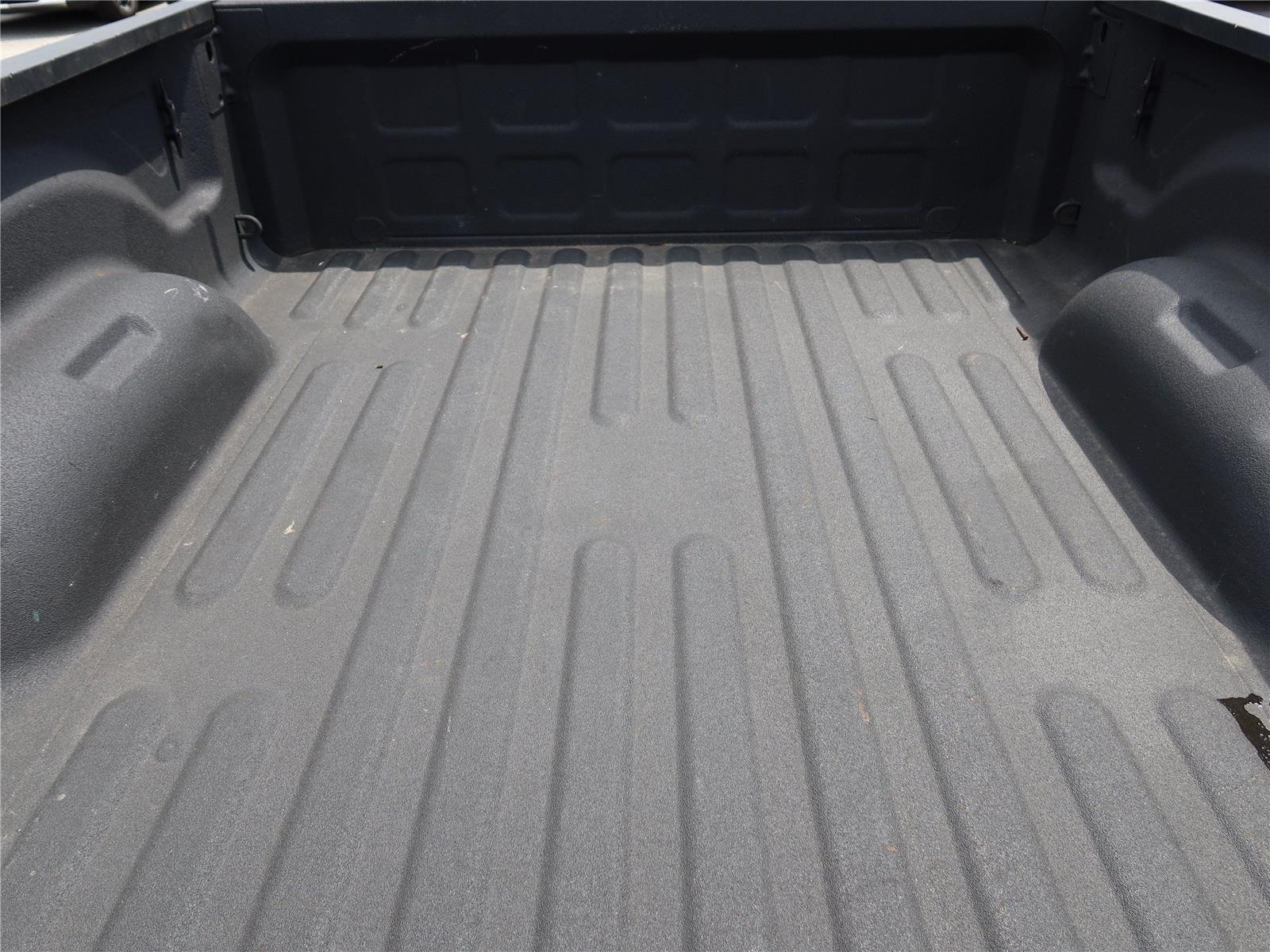 Certified Used 2025 Granite Crystal Metallic Clearcoat Ram Big Horn image 15