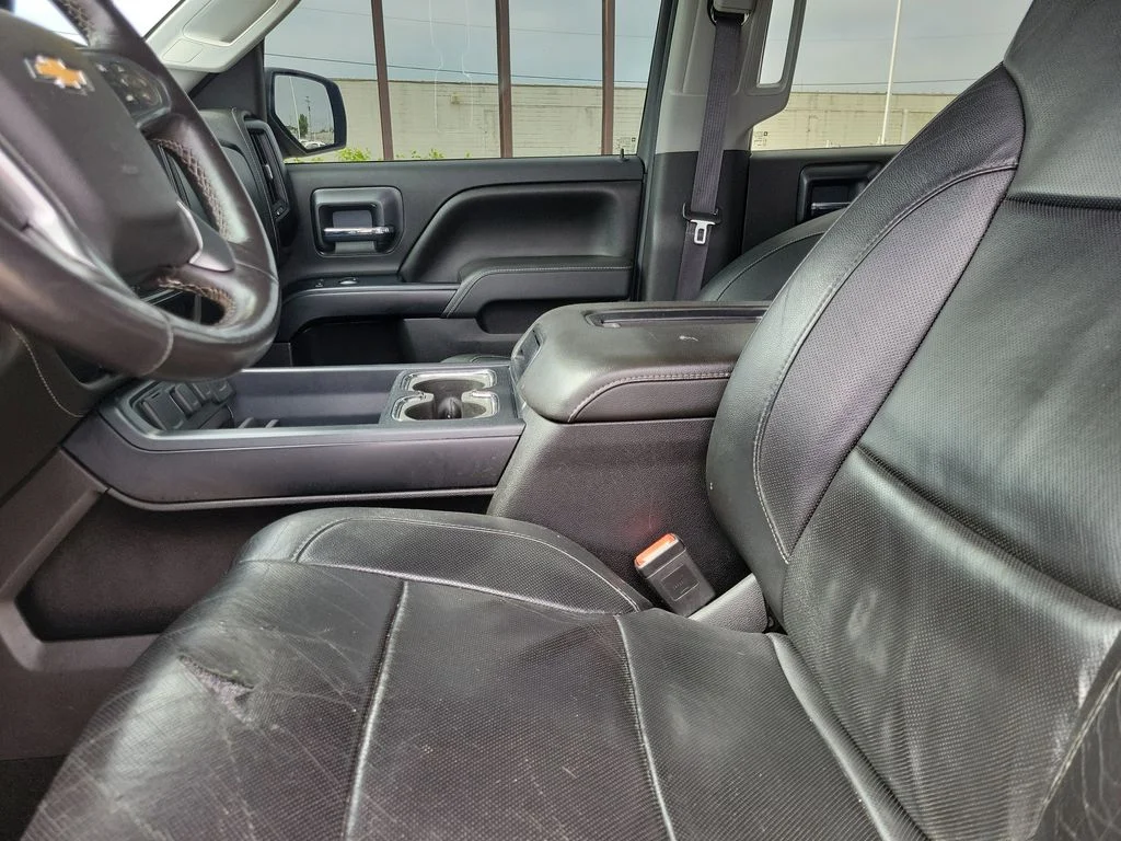 Used 2017 Black Chevrolet LTZ image 17