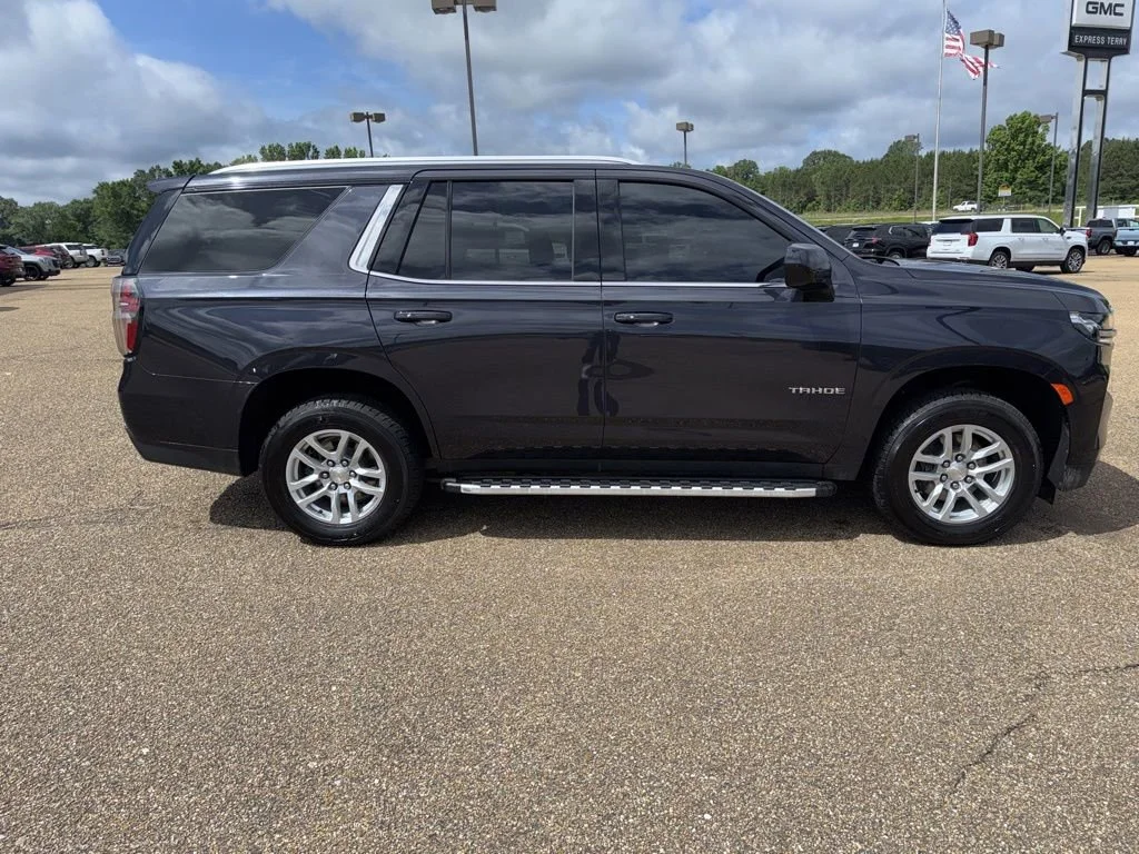 2024 Chevrolet Tahoe 2WD LT's photo