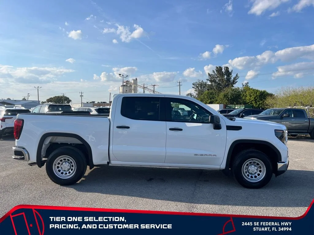 New 2026 Summit White GMC Pro image 8