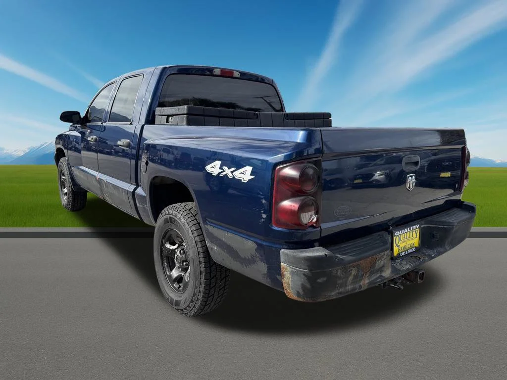 Used 2005 Blue Dodge ST image 3