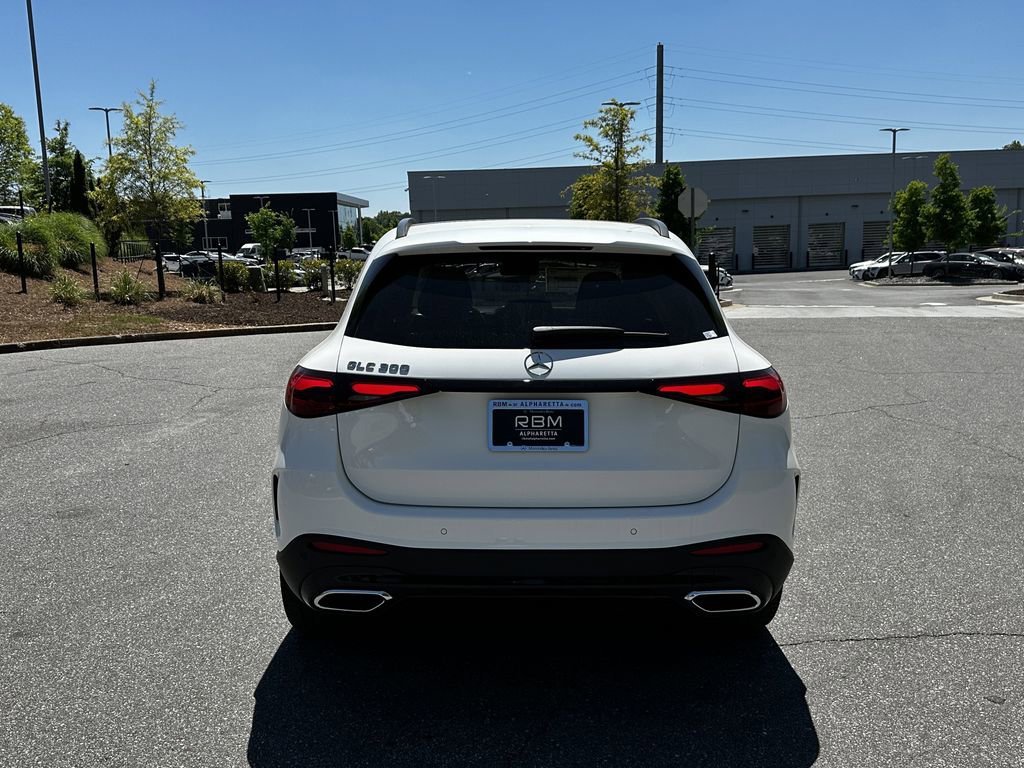 New 2026 Polar White Mercedes-Benz GLC 300 image 7