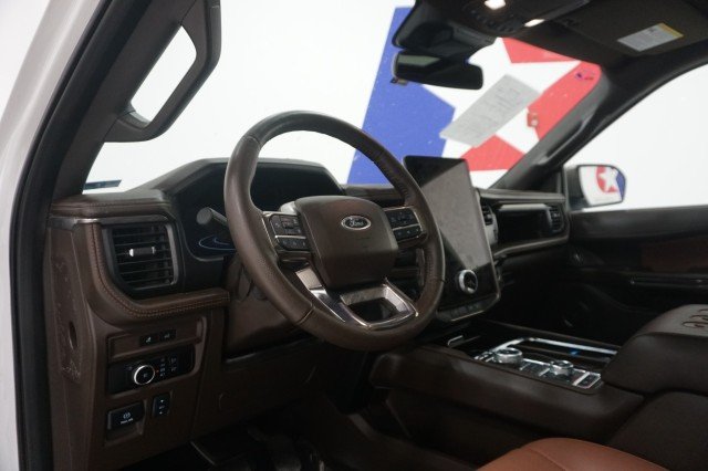 Used 2024 Star White Metallic Tri-Coat Ford King Ranch image 19