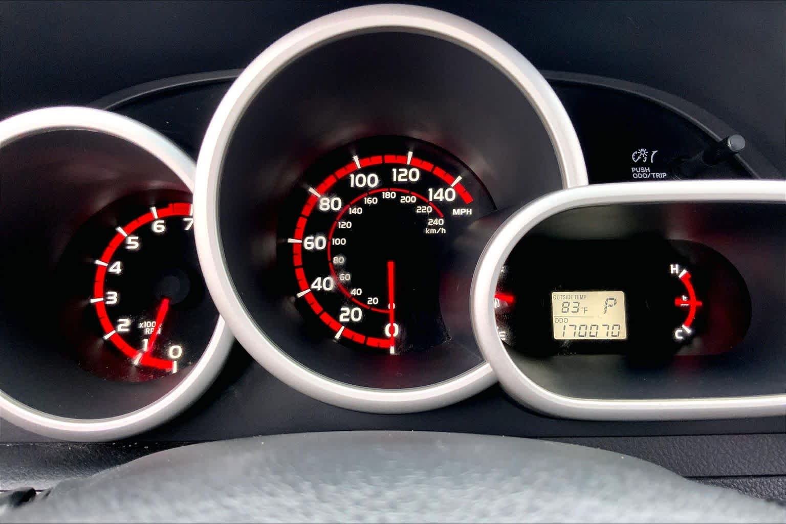 Used 2009 Steel Blue Metallic Pontiac w/1SB image 24