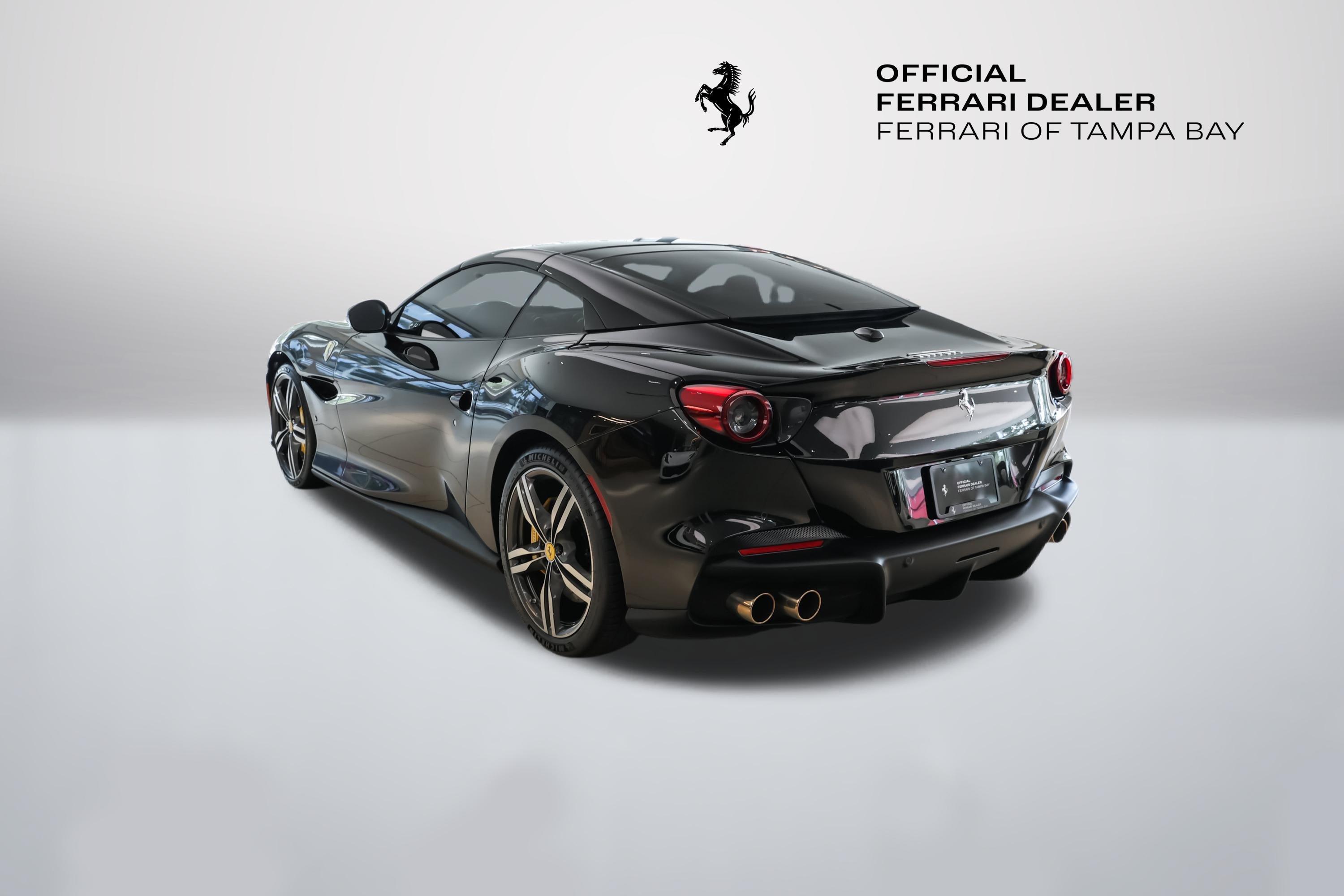Used 2023 Nero Ferrari  image 39