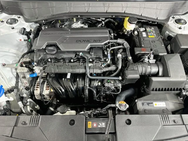 New 2027 Hyundai KONA SEL Sport