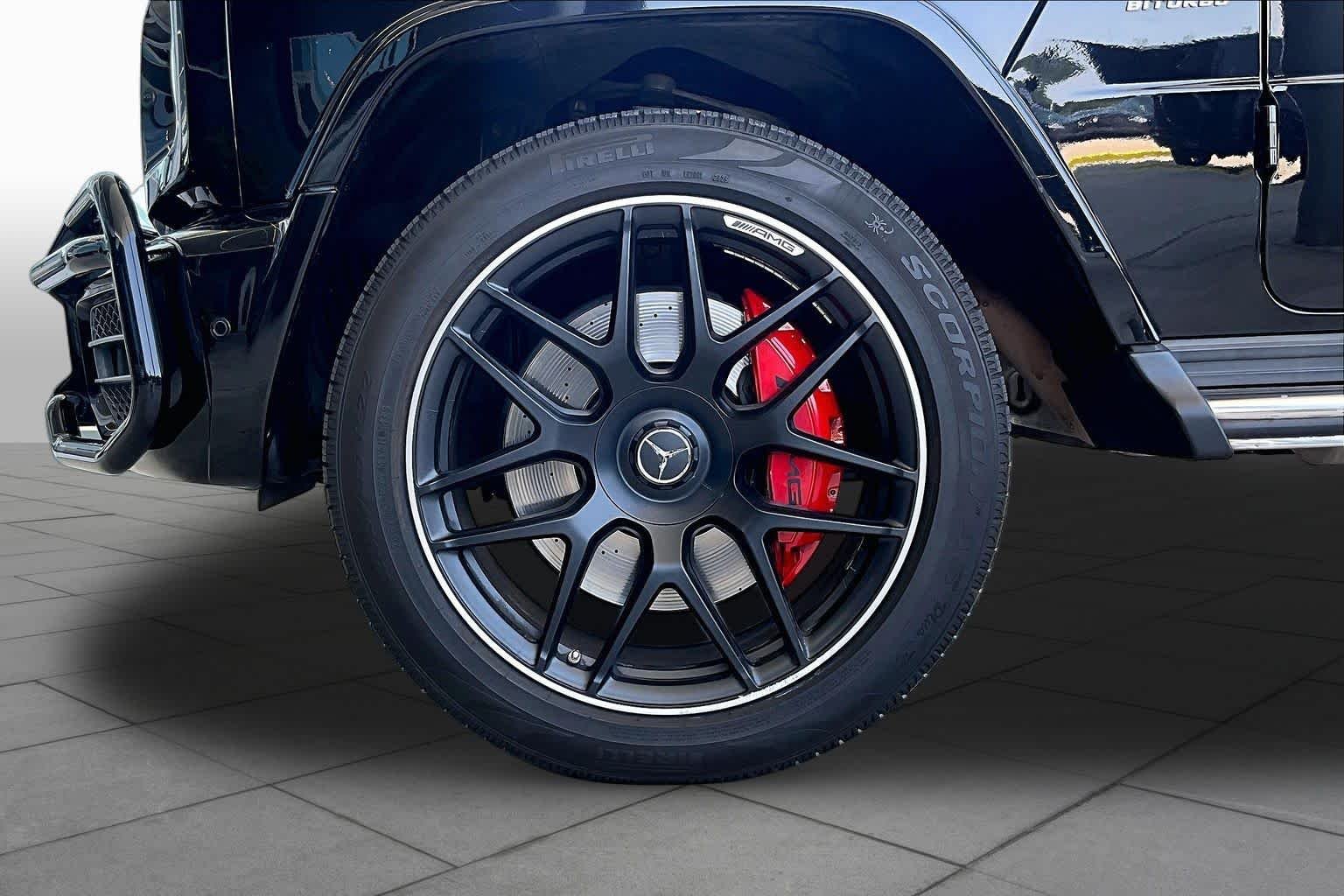 Used 2021 Obsidian Black Metallic Mercedes-Benz AMG® G 63 image 11