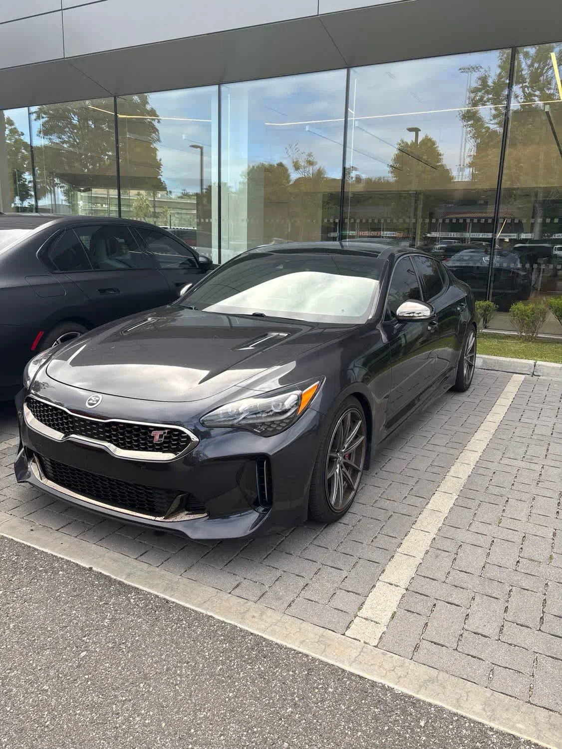 2021 Kia Stinger GT1 AWD's photo