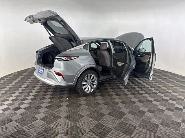 Used 2025 Gray Buick Avenir image 17