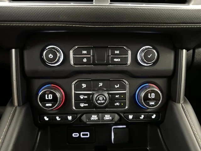 Used 2024 Black Chevrolet Premier image 19