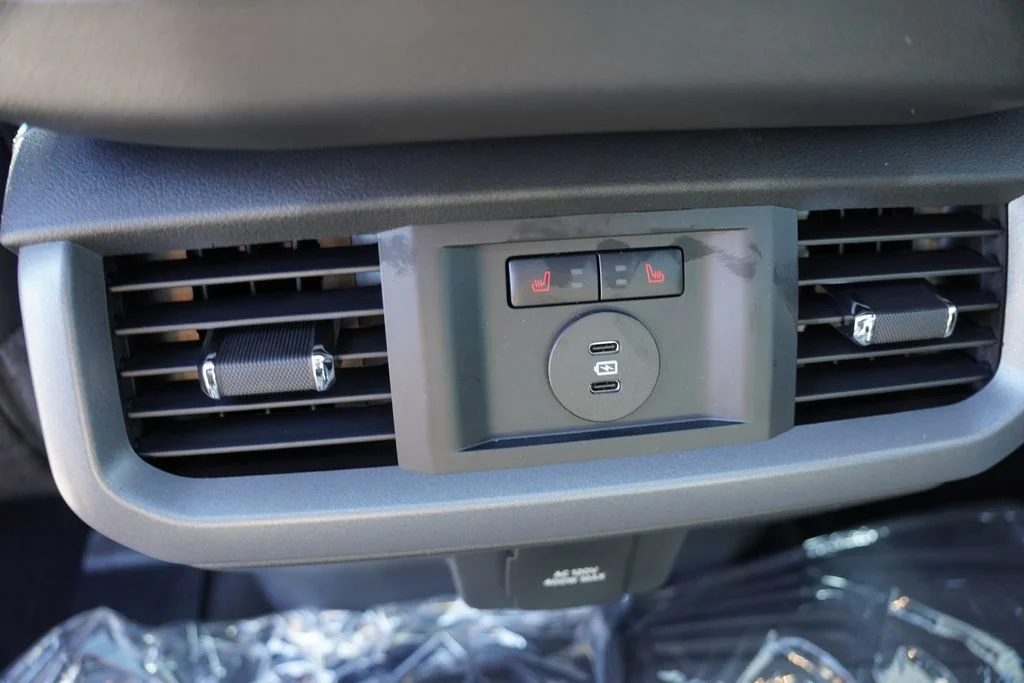 New 2026 Agate Black Metallic Ford Lariat image 14
