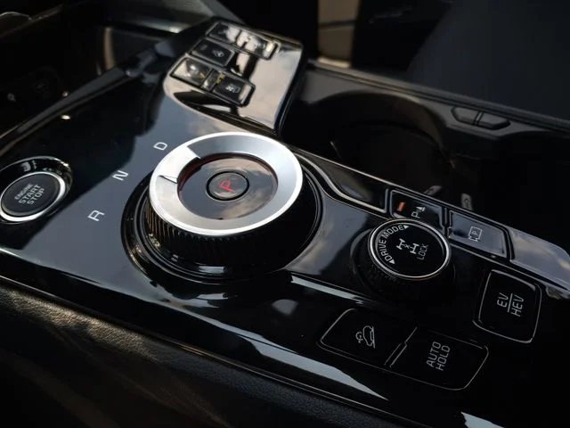 2025 Kia Sportage X-Line Prestige - Photo 27