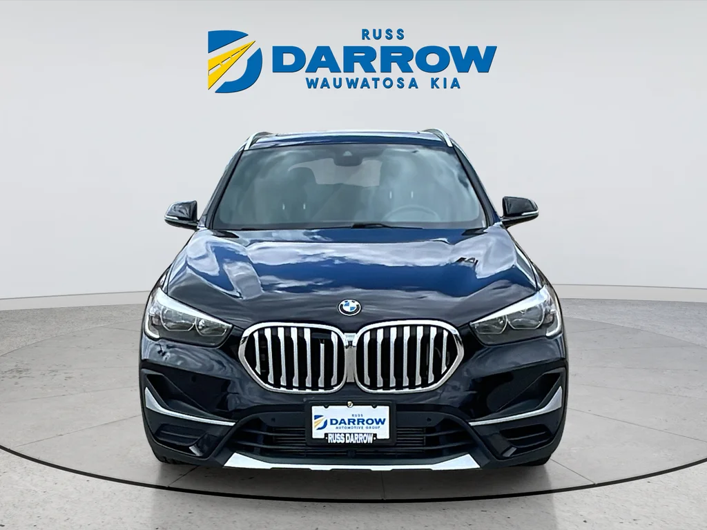 Used 2022 Black BMW xDrive28i image 8