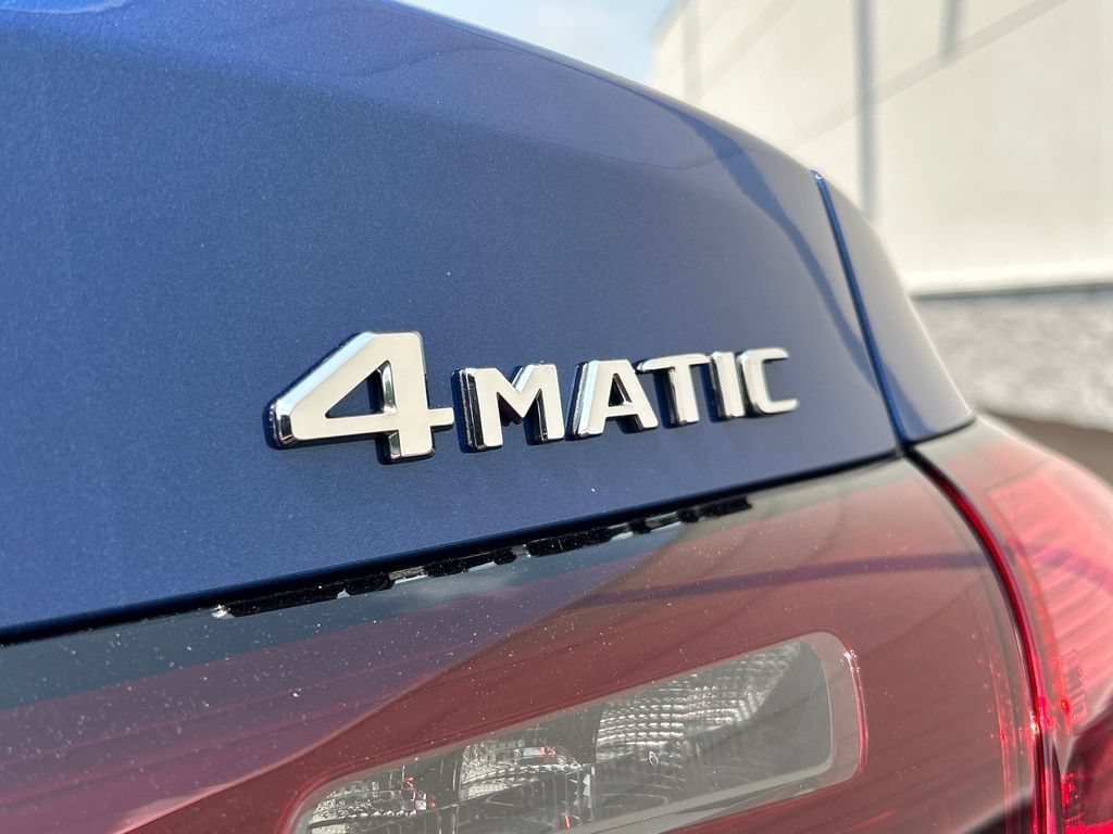 New 2026 Starling Blue Metallic Mercedes-Benz GLC 300 image 68