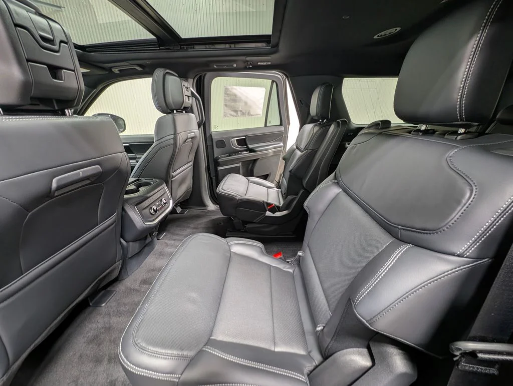 New 2027 Agate Black Metallic Ford MAX Platinum image 16