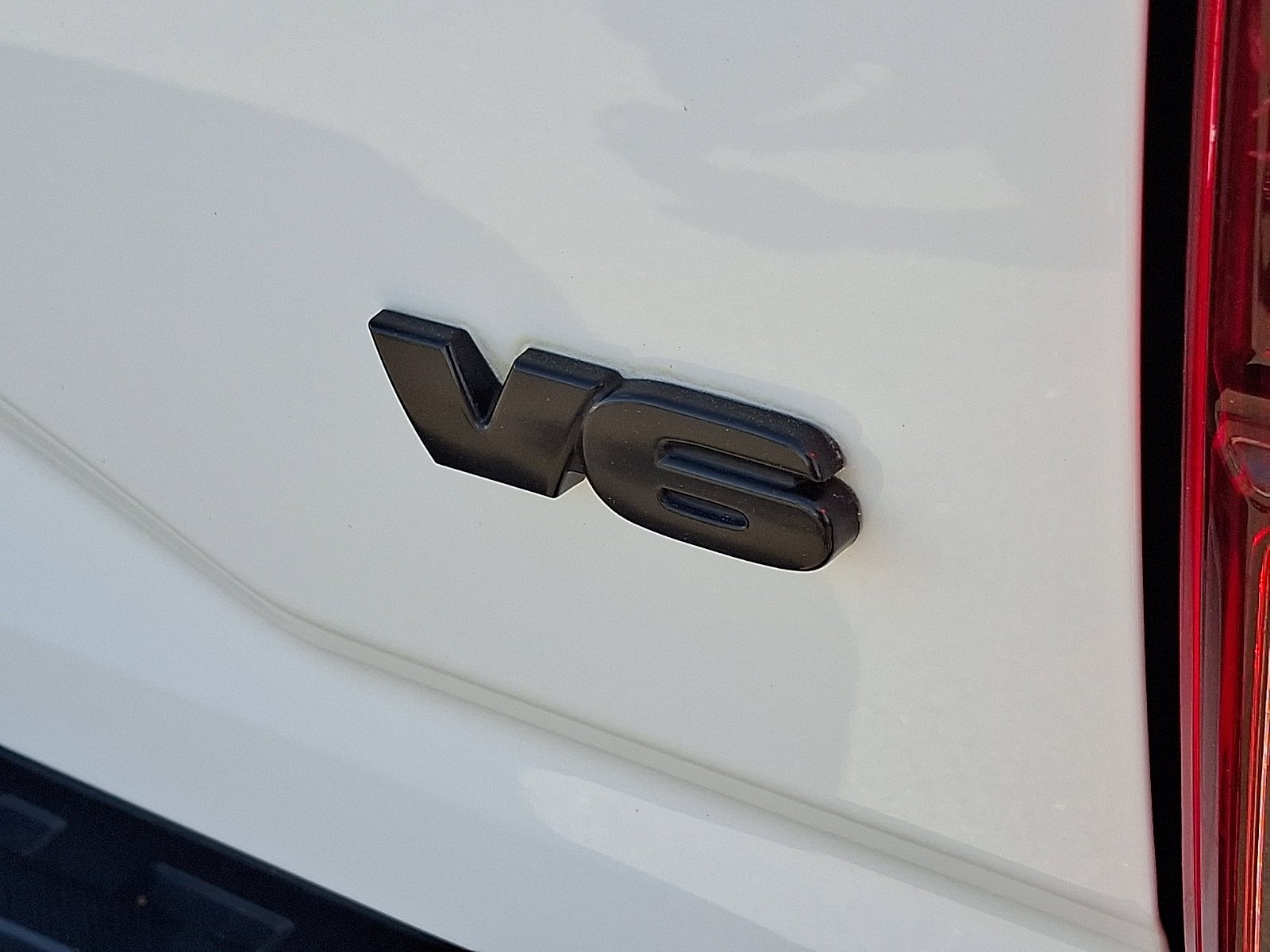 Used 2020 White Toyota SR5 V6 image 30