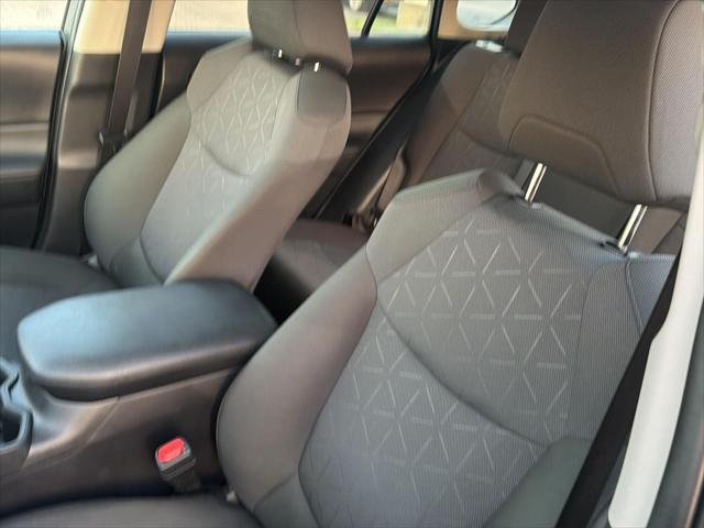 Certified Used 2024 MAGNETIC GRAY MET. Toyota  image 28