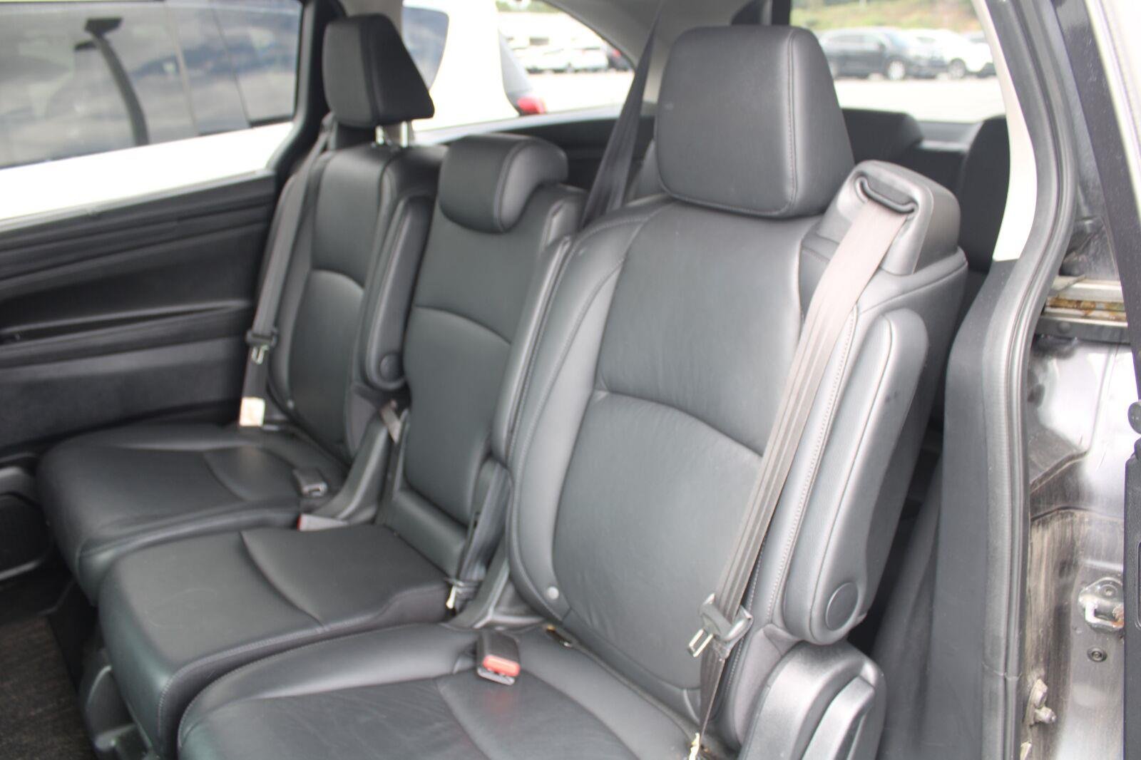 Used 2025  Honda EX-L image 7