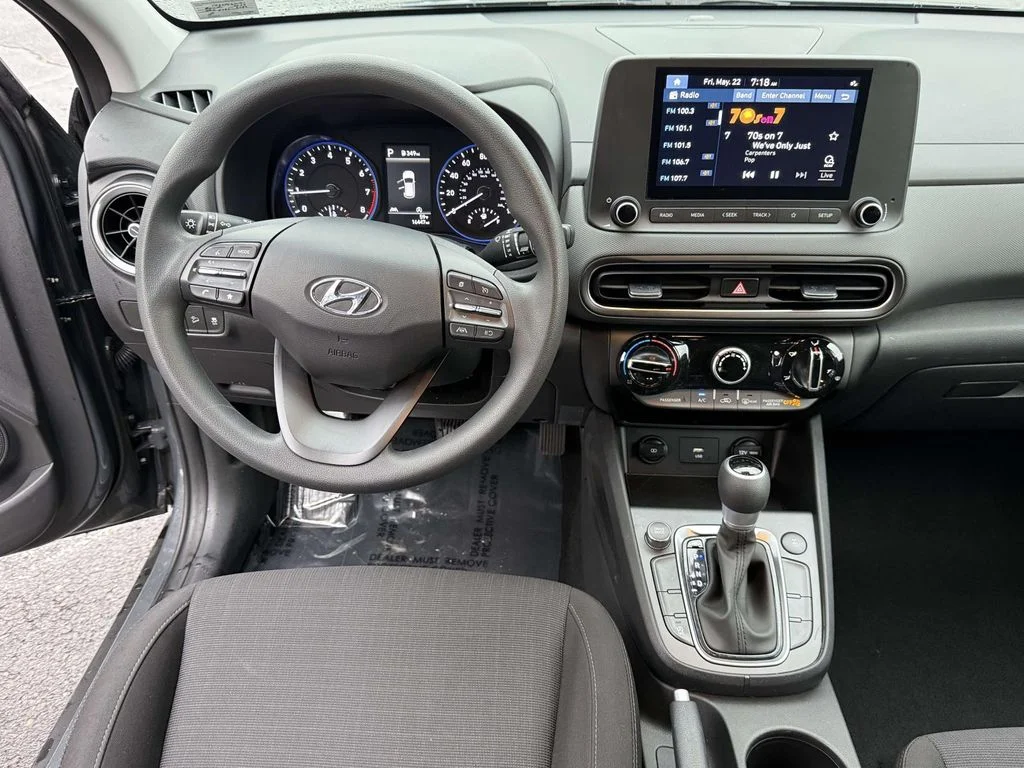 Used 2023 Gray Hyundai SEL image 16