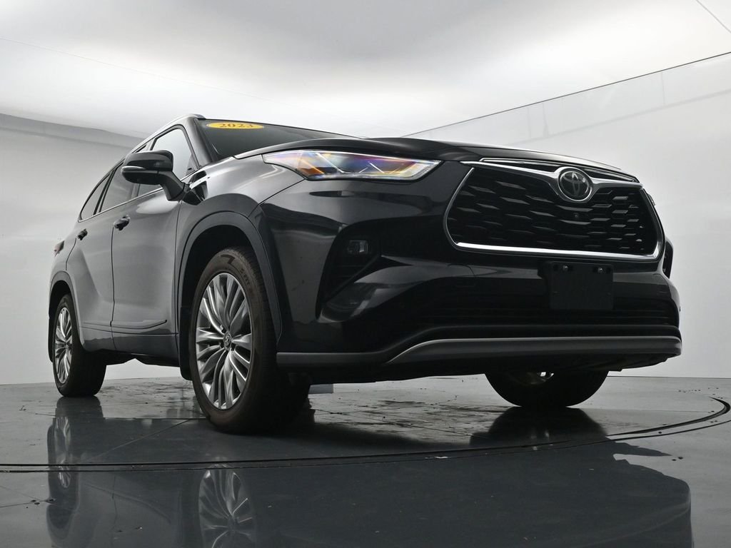 Used 2023 Black Toyota Platinum image 32
