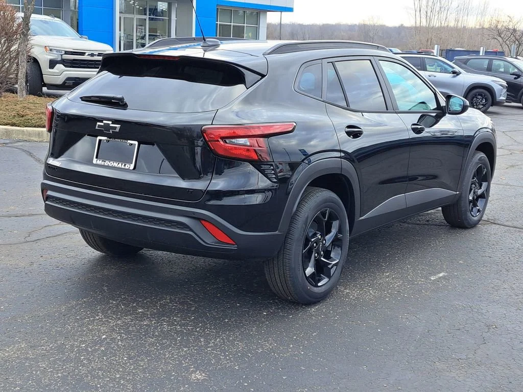 2026 Chevrolet Trax LT - Photo 3