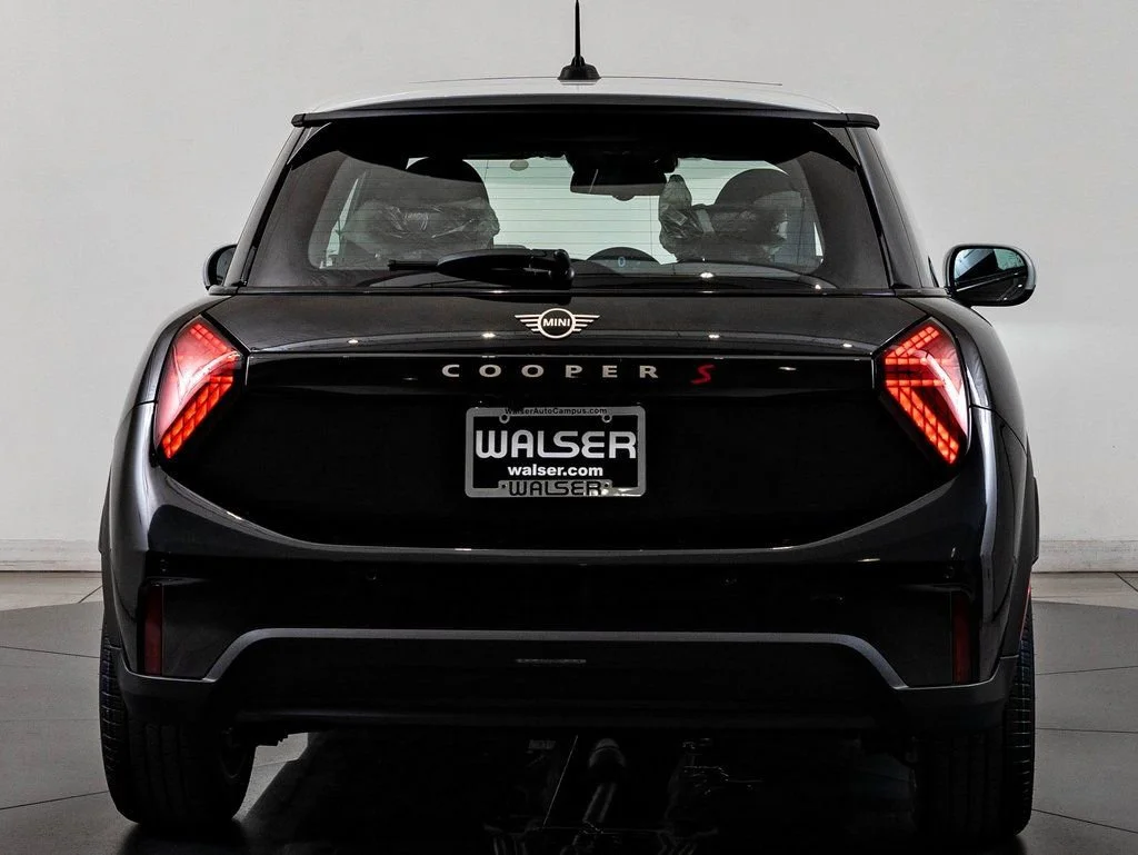 2026 MINI Hardtop 2 Door S - Photo 7