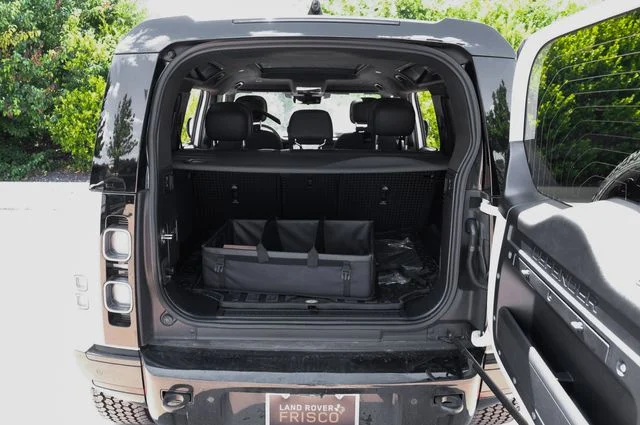 2025 Land Rover Defender V8 - Photo 63