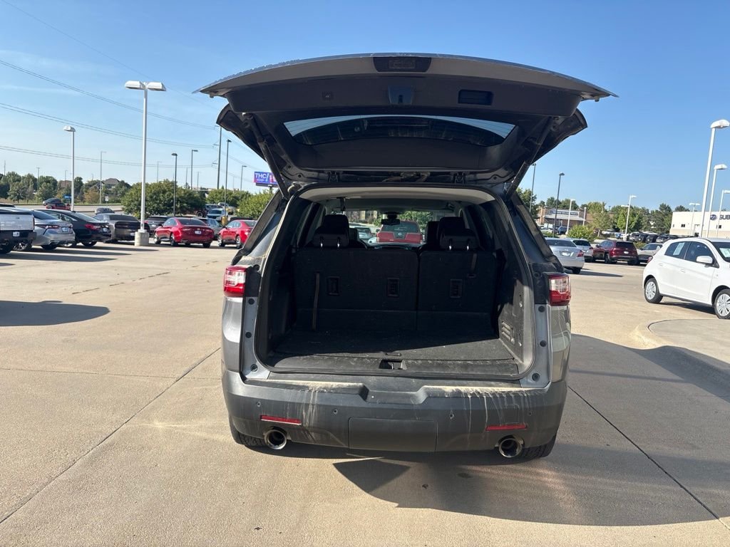 Used 2018 Satin Steel Metallic Chevrolet 3LT image 42