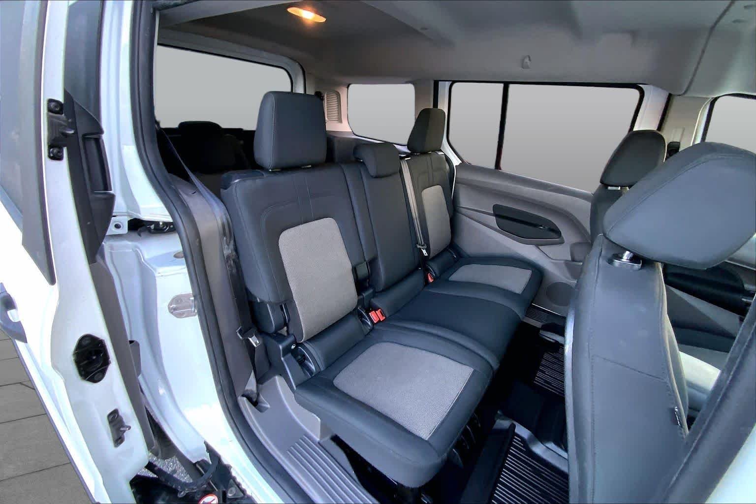 Used 2020 Frozen White Ford XL image 19