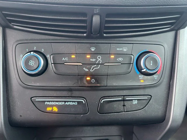 Used 2018 Blue Ford S image 12