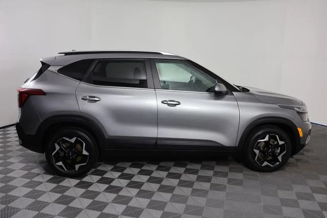 Used 2024 Gray Kia EX image 9