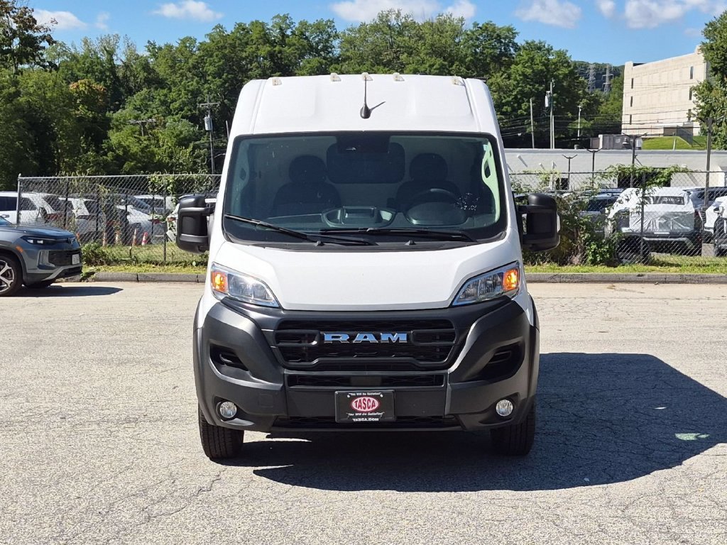 Used 2025 White Ram High Roof image 10