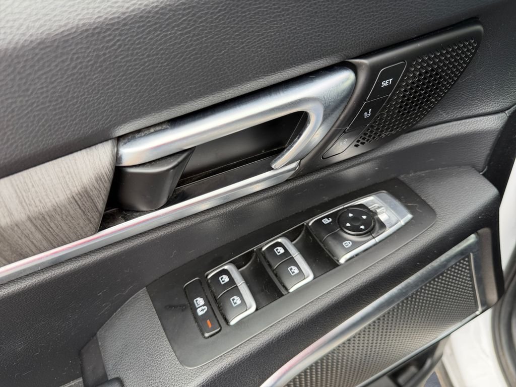 Used 2024 White Kia SX-Prestige image 12