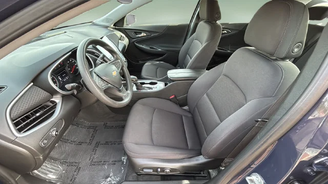 Used 2025 Black Chevrolet LT image 18