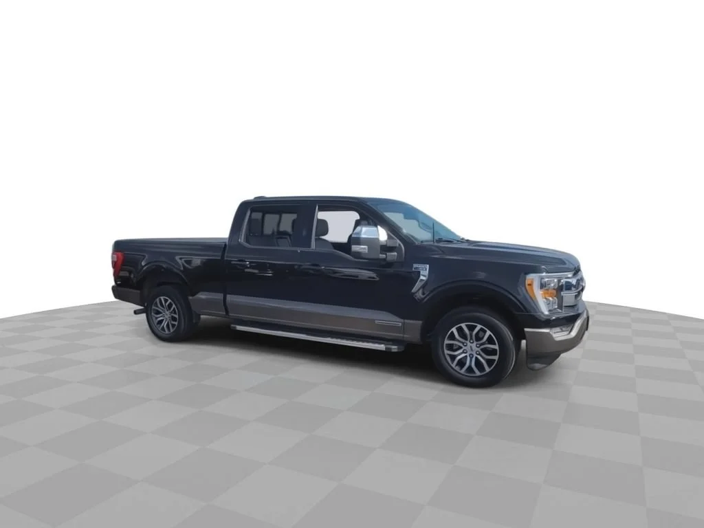Used 2022 Black Ford LARIAT image 2