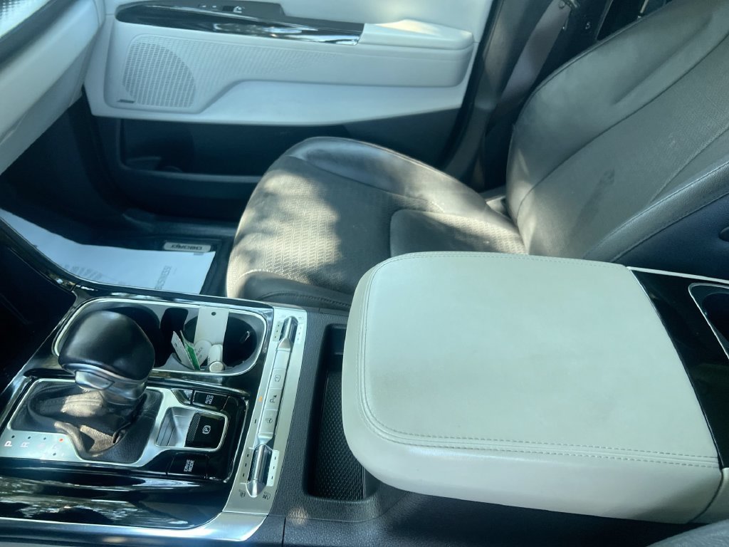 Used 2023 Gray Kia SX Prestige image 22