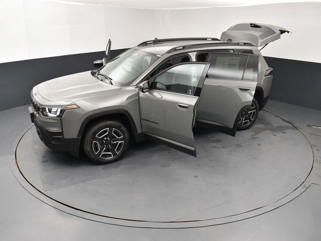 New 2026 Sting-Gray Clear-Coat Exterior Paint Jeep Laredo image 27