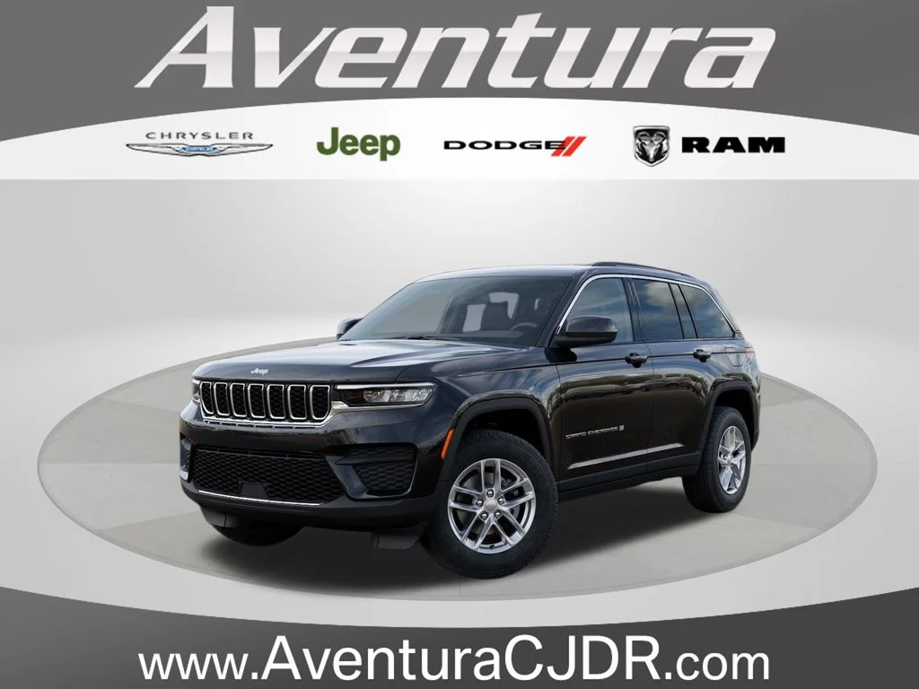 2026 Jeep Grand Cherokee Laredo X's photo