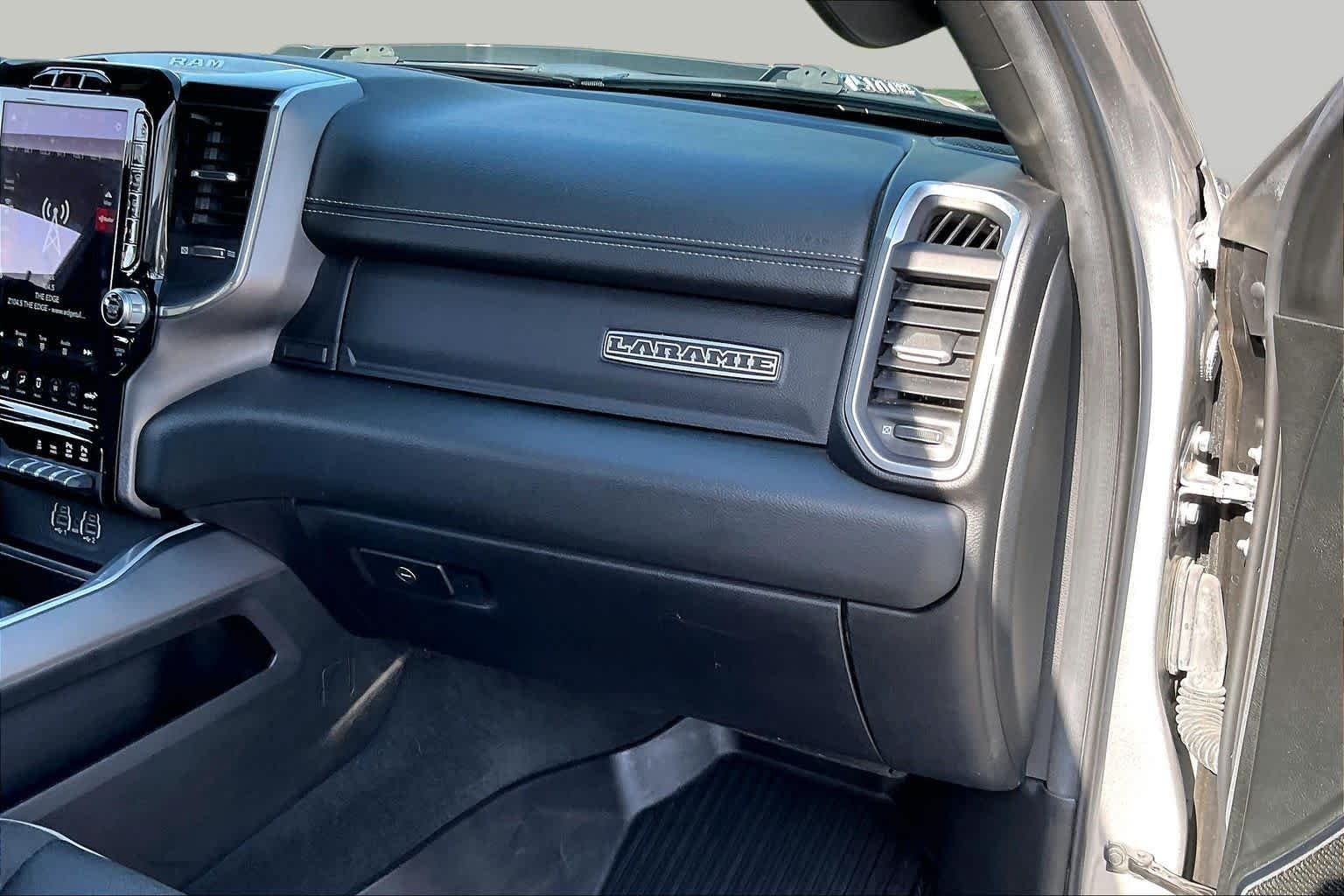 Used 2021 Billet Silver Metallic Clearcoat Ram Laramie image 18