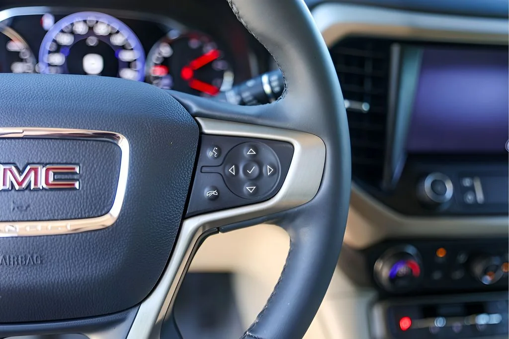 Used 2023 Blue GMC Denali image 16