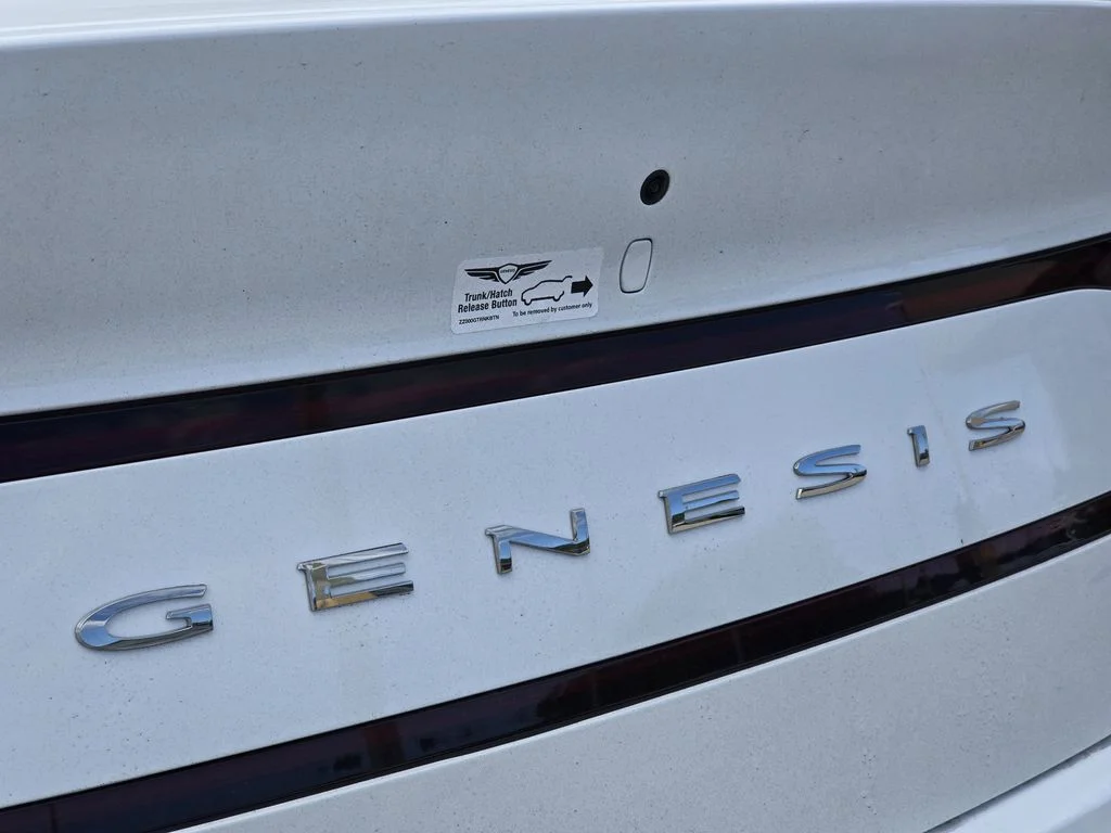 New 2026 White Genesis 3.5T e-SC image 6