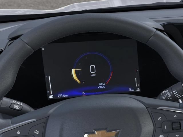 New 2026 Summit White Chevrolet ACTIV image 19