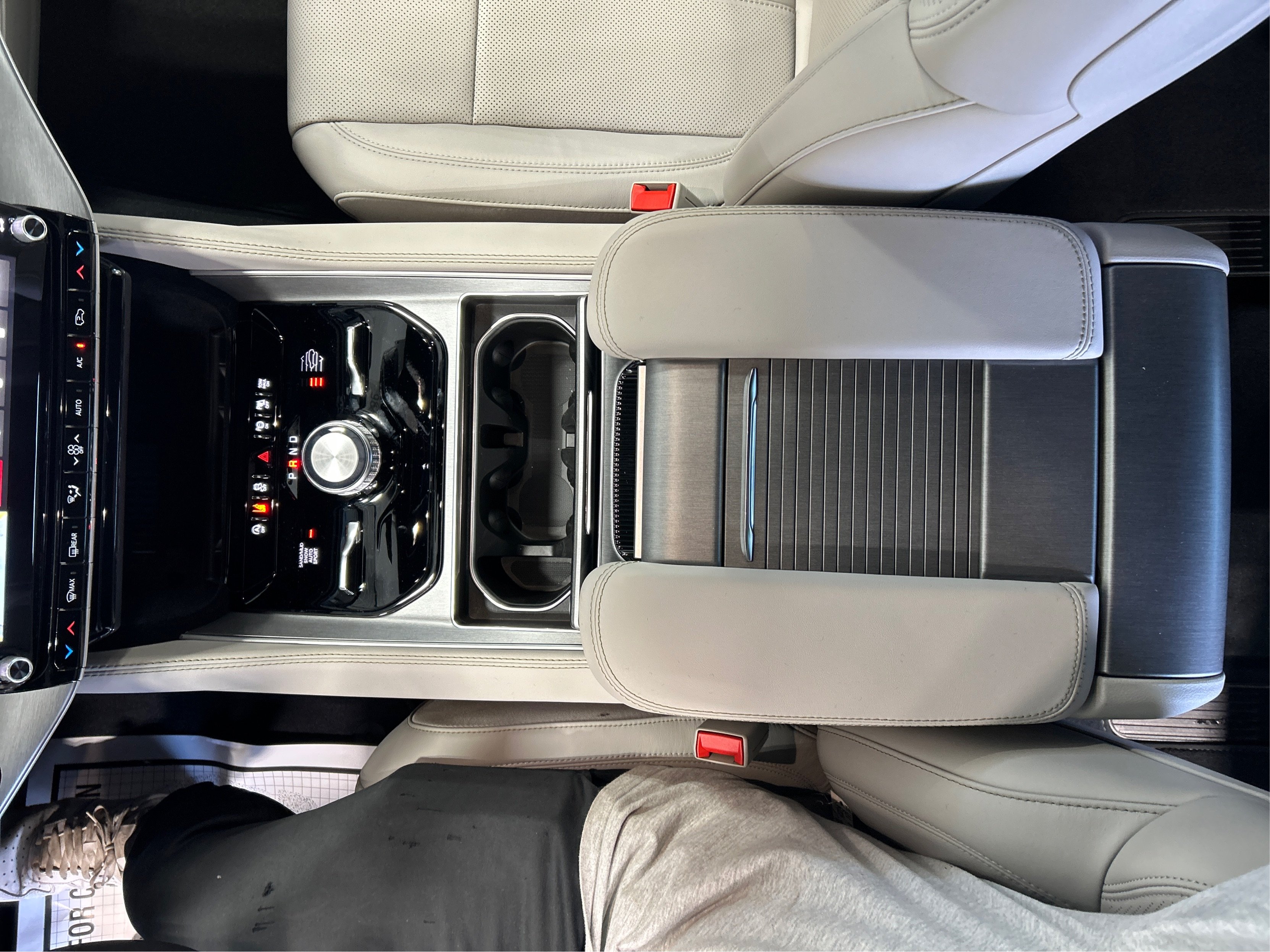 New 2026 Steel Blue Exterior Paint Jeep Limited Reserve image 15