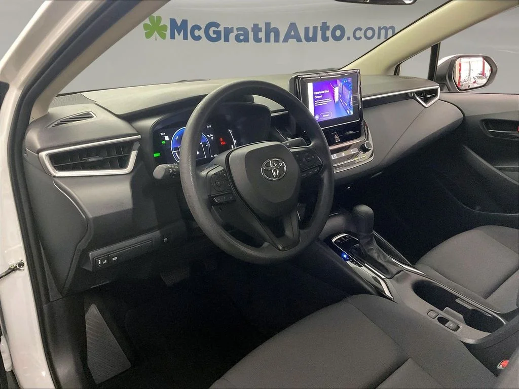 Used 2026 White Toyota LE image 17