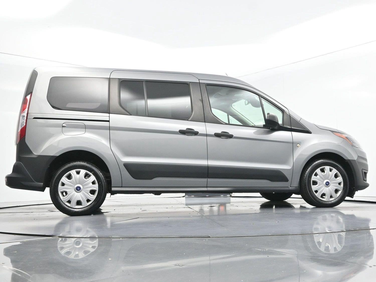 Used 2022 Solar Silver Ford XL image 49