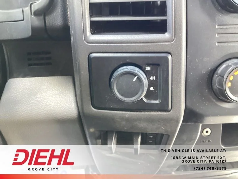 Used 2019 White Ford XL image 31