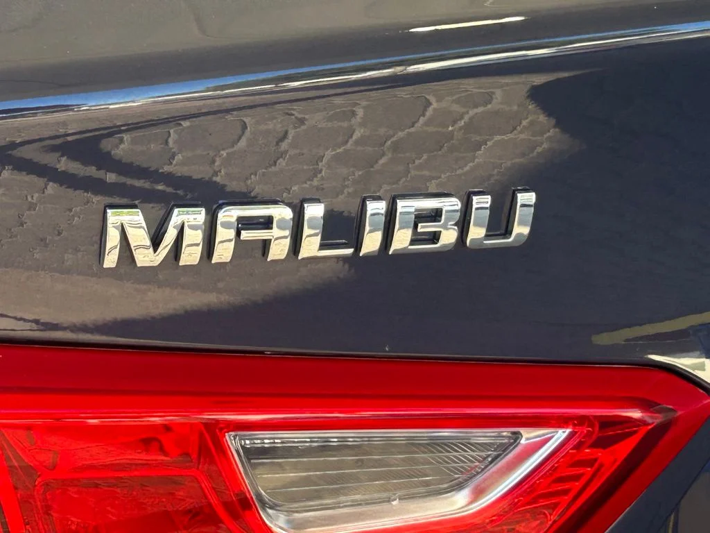 Used 2025 Black Chevrolet LT image 19